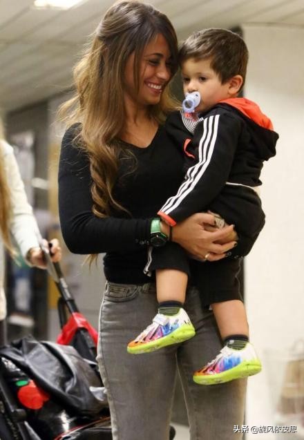 街拍阿根廷视频2021,阿根廷白人街拍