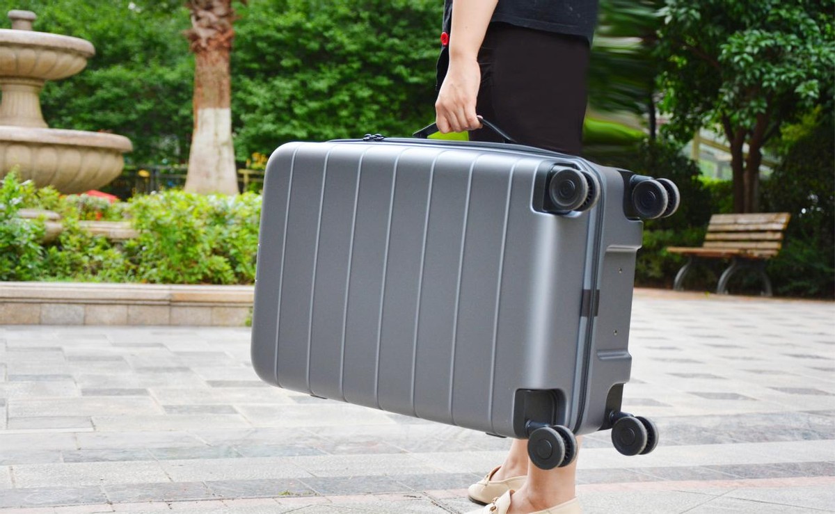 带着米家旅行箱开启出行新体验,推荐米家行李箱