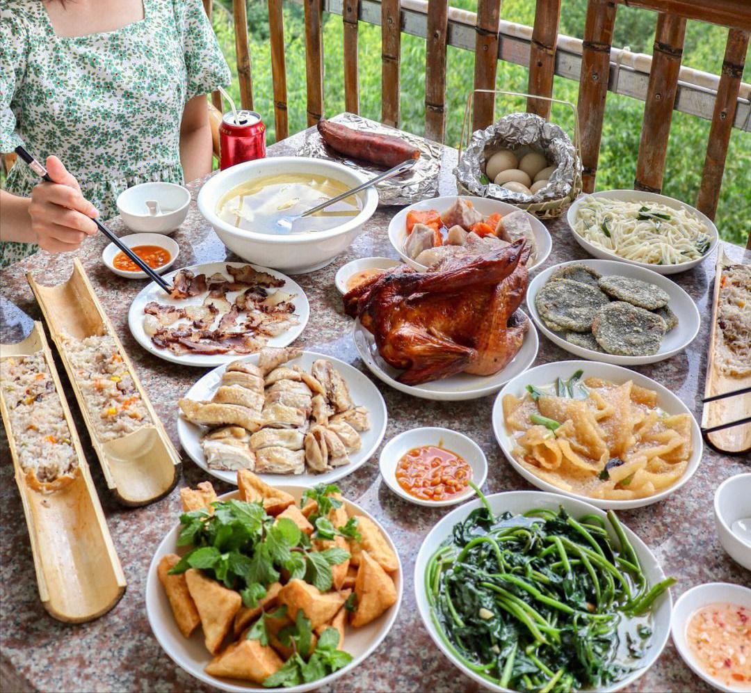 之前都快倒闭的农家乐，现在却生意爆棚，餐饮春天来了？