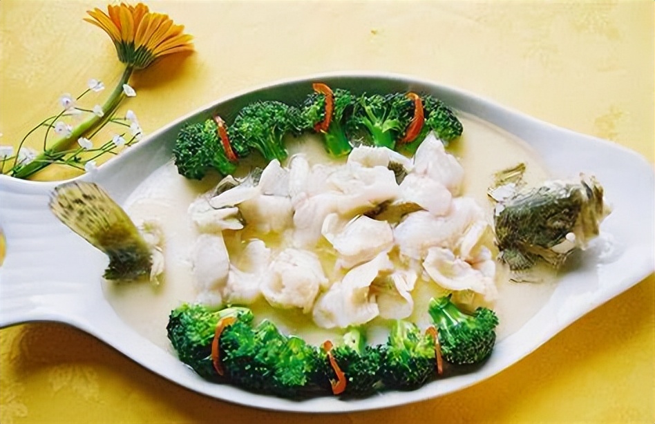 胃炎可以多吃肉吗,胃炎要一直吃清淡的吗