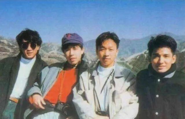 黄家驹是华语乐坛的神话,黄家驹算是华语乐坛的鼻祖