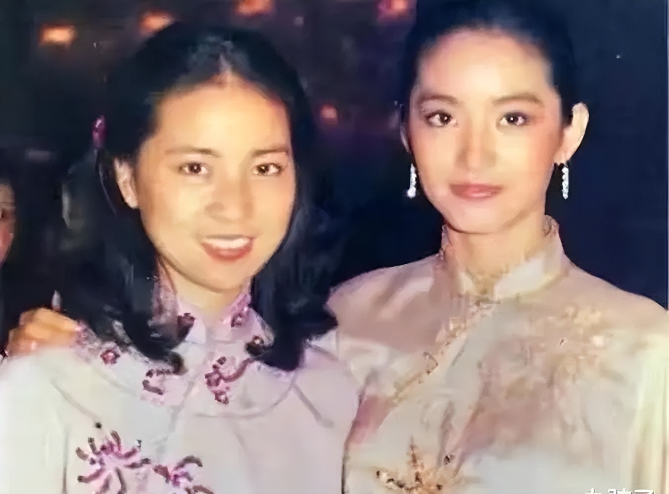 出演小婉君的她嫁入豪门生五子,小婉君24岁嫁富豪生五子