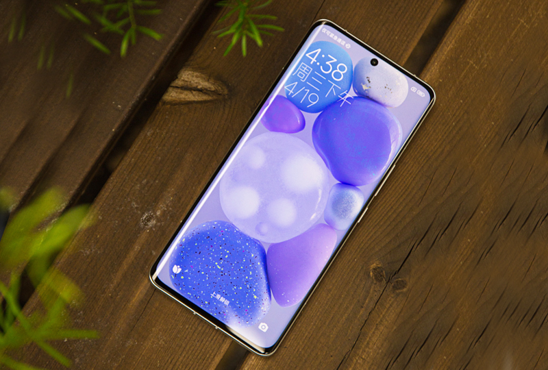 vivox70pro+和小米11ultra,vivo手机和小米手机哪个拍照好