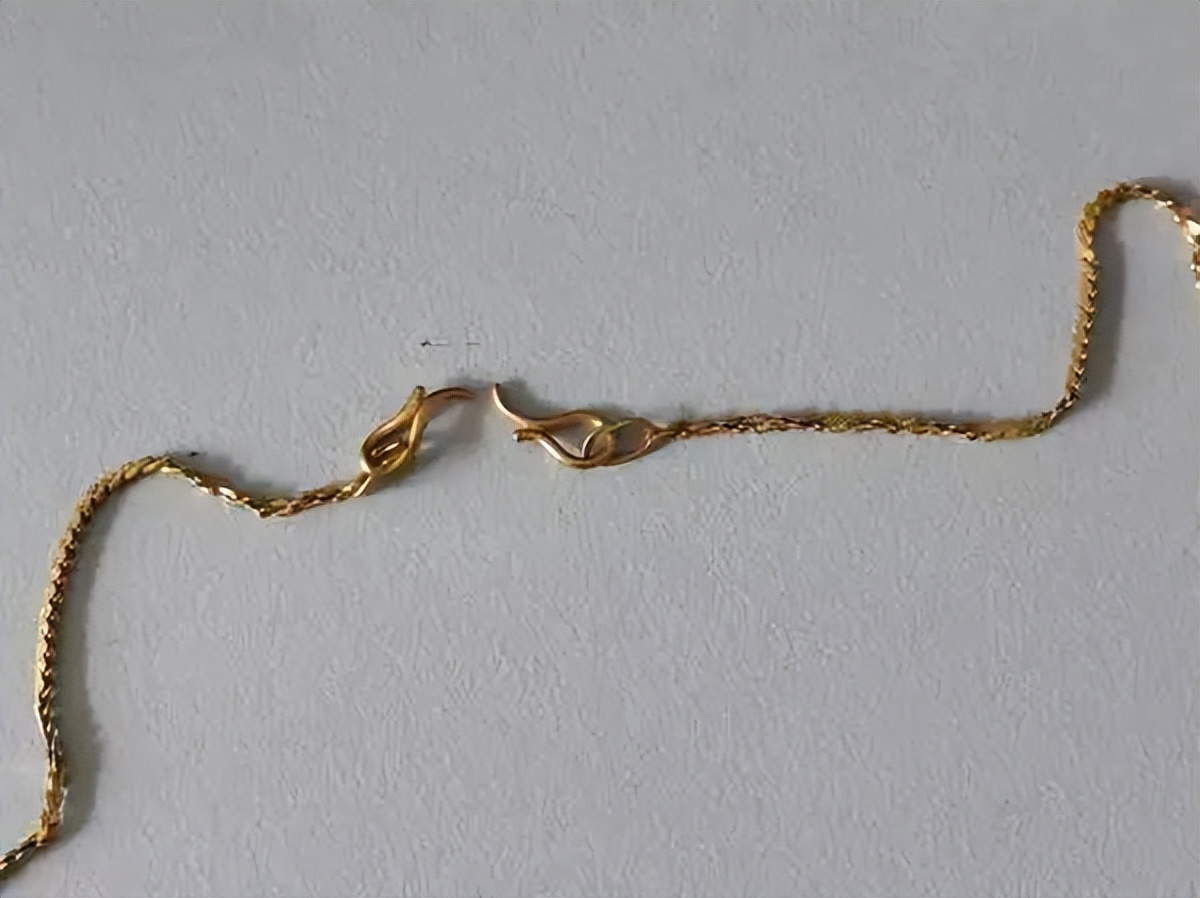 戴黄金项链老是断裂有什么说法吗,黄金项链戴上容易断怎么回事