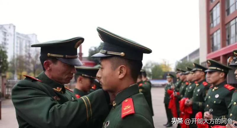 当兵三年退伍后缴费12年能退休吗,当兵2年到16年退伍感受