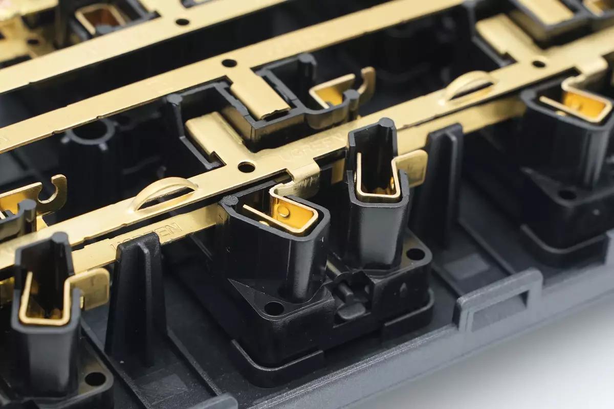 防雷插座拆解,插座10位绿联