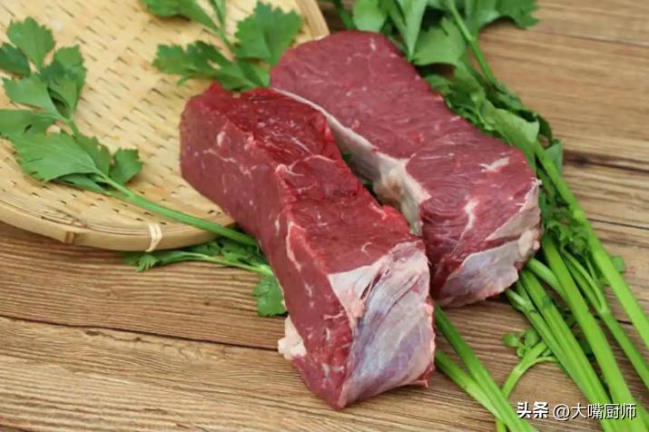 60岁以上老人多吃哪三种肉,中老年人要多吃什么肉