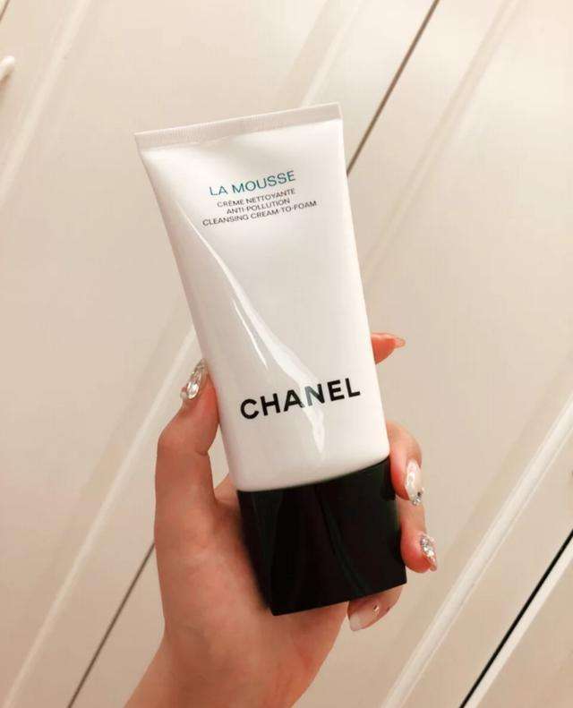 清洁力强温和不紧绷的品牌洗面奶,适合秋冬使用清洁较好的洗面奶