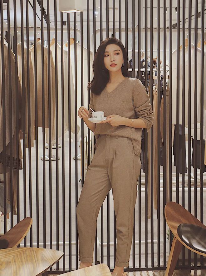 燕麦色大衣新年穿搭,燕麦色的衣服适合多大年纪的穿