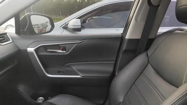 途观l比亚迪宋plus丰田rav4,荣放rav4和crv和途观l哪个值得买