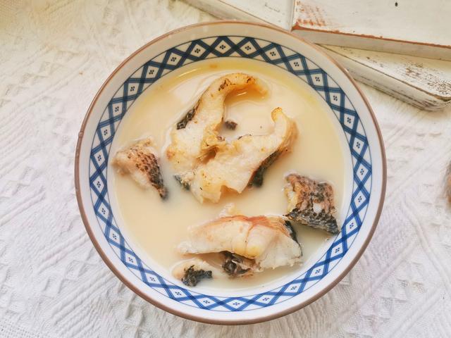 黑鱼汤怎么炖了不白,黑鱼汤如何炖才能不腥