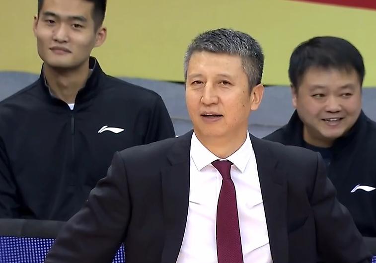 郭士强打单场25分,郭士强主场喊话