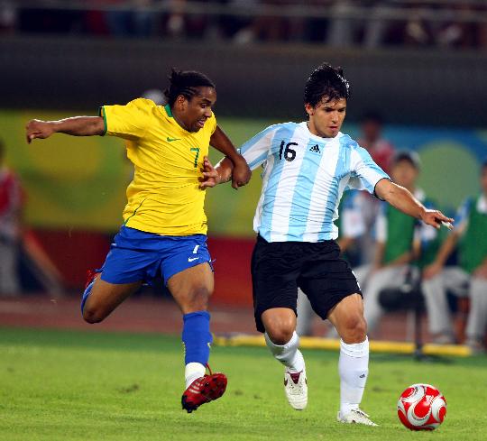 阿奎罗巅峰时刻集锦,阿奎罗经典时刻