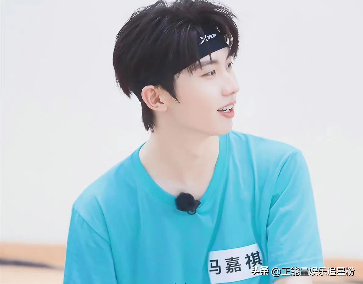 马嘉祺让人心动的视频,马嘉祺让人着迷的一瞬间