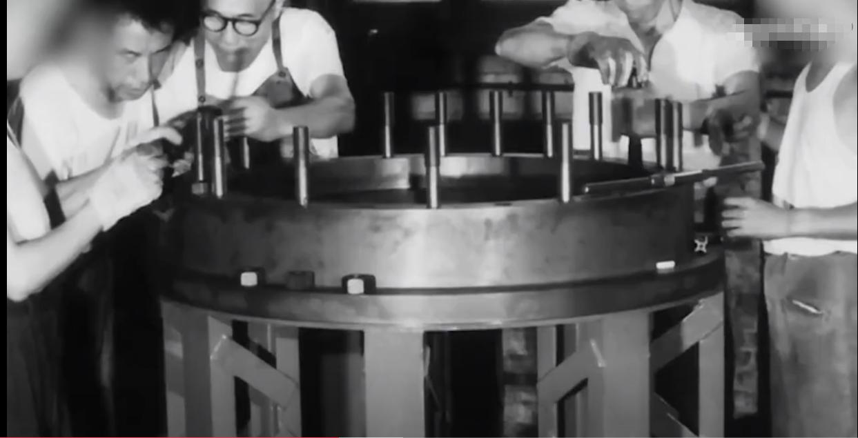 中国核电为了突破西方*锁封**，竟用4千吨大米换非洲2座铀矿？