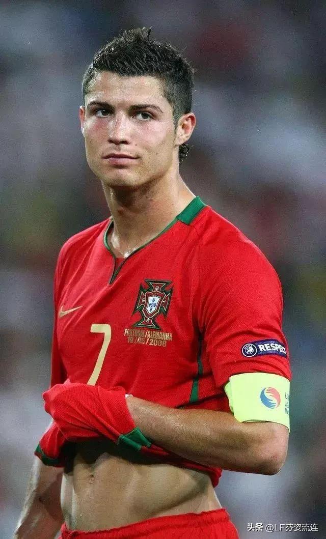 足坛顶级男神,足坛型男帅哥