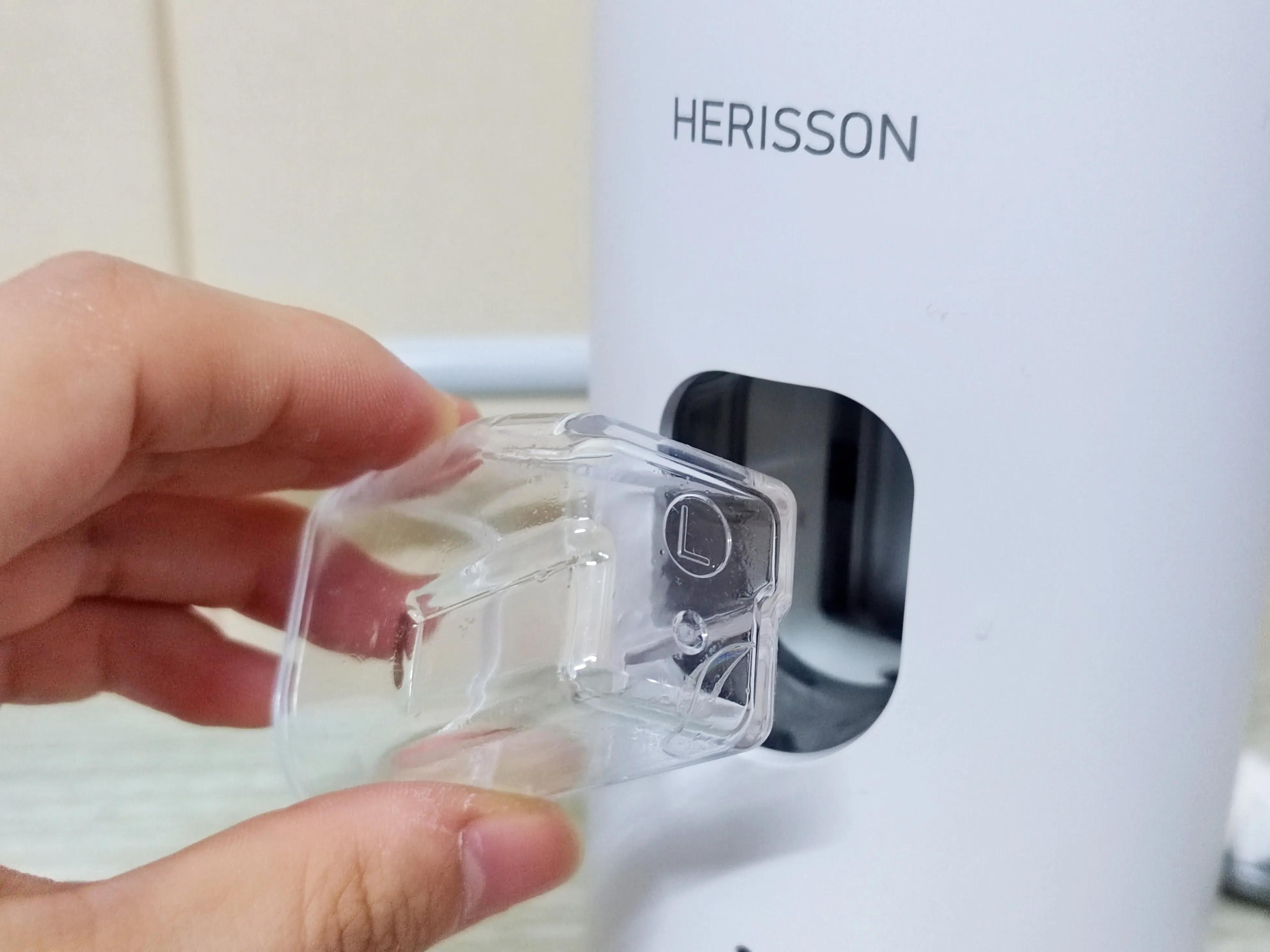 挤牙膏神器绿色壁挂式牙膏挤压器,智能挤牙膏神器