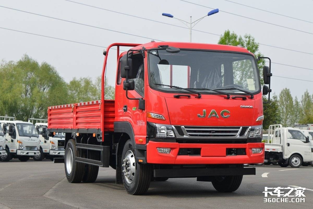 江淮德沃斯大钢炮五米四厢式货车,江淮德沃斯大钢炮2023款5.2米