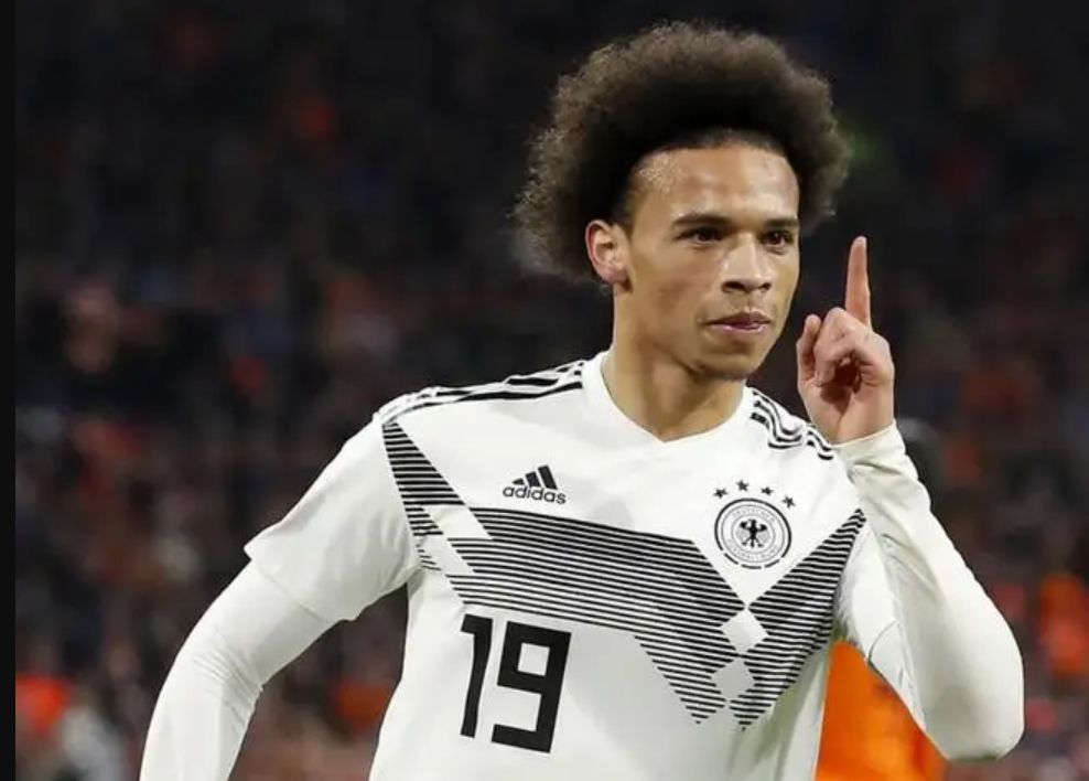 5000万，曝拜仁太子自荐皇马，阿森纳有意接盘，球员选择留队