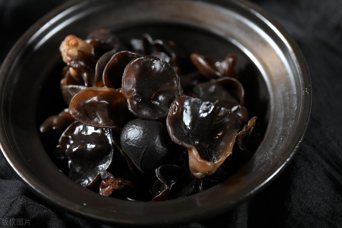 对肝脏脾胃最好的5种食物,血虚睡眠不足补肝养肝的食物