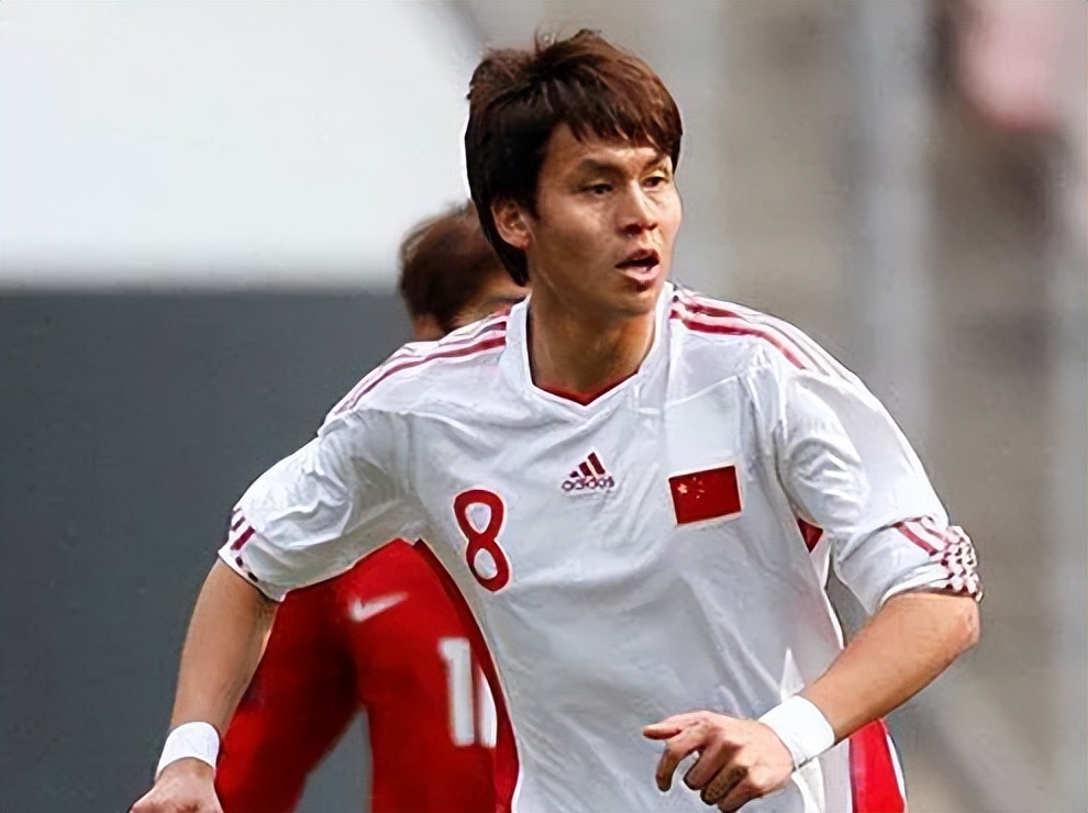 从“国脚荒漠”到亚青赛闪耀,*疆新**球员请继续野蛮成长