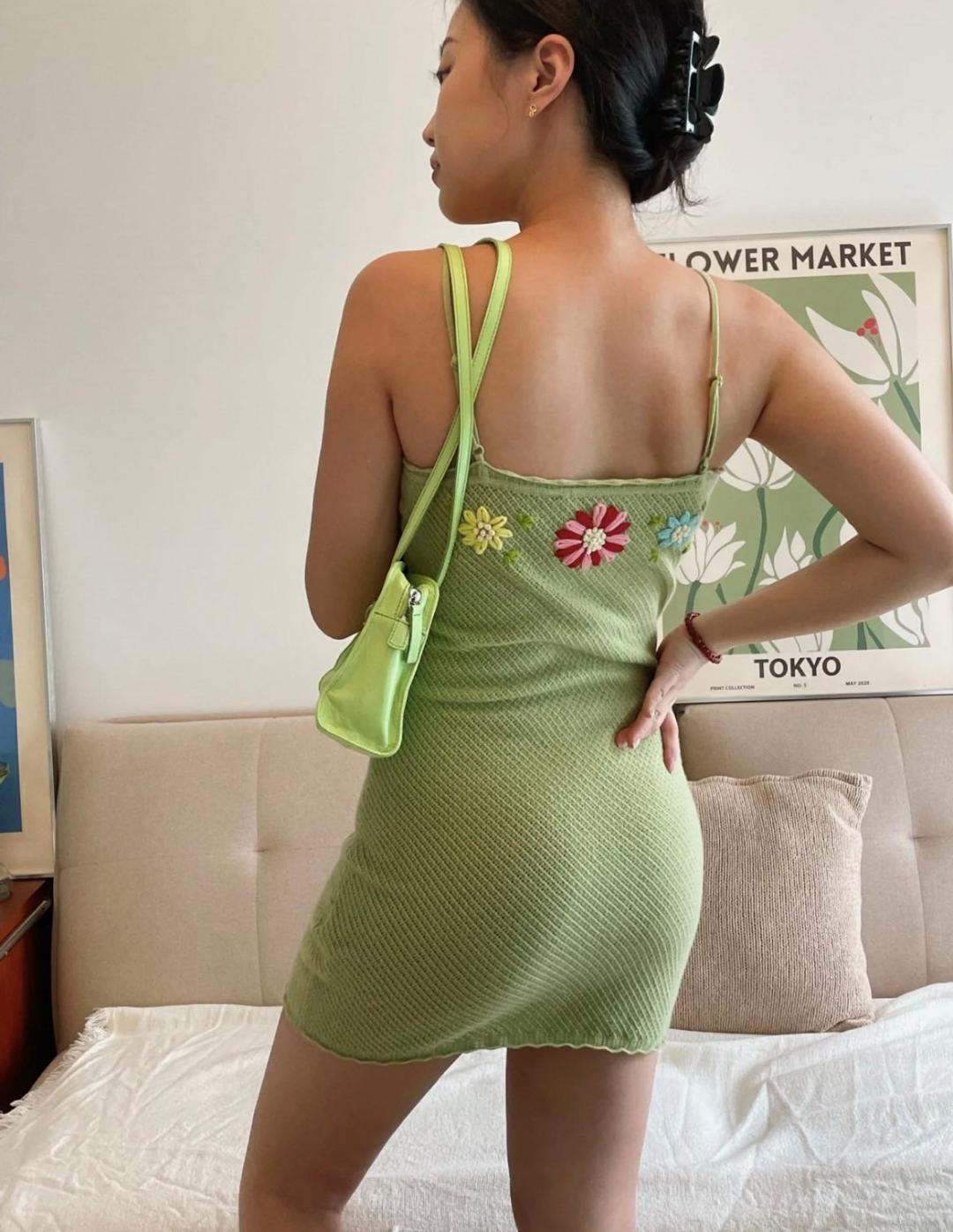 155微胖小个子连衣裙500多的,155微胖女生连衣裙2件套小碎花