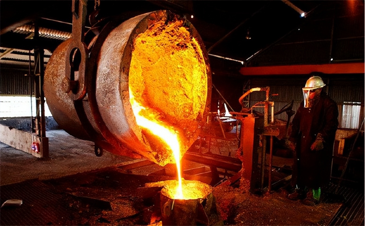 掉入钢水会怎样,掉进钢水里会怎样