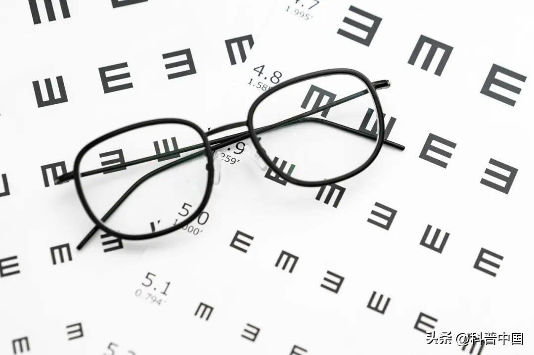 瞳孔三角形后遗症,瞳孔变成三角形是什么原因