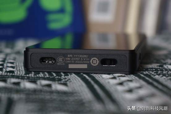 nw-a306索尼黑砖,索尼zx707和索尼黑砖二代对比