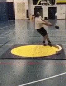 虽然我不会去纹身，但这些纹身确实有点意思：把肢体变成尺子