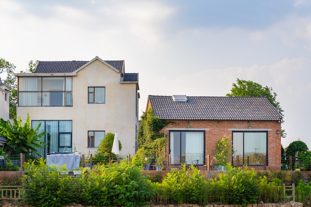 她58岁退休工资8000，外孙说：让我留这儿吧，我很乖，我能带妹妹