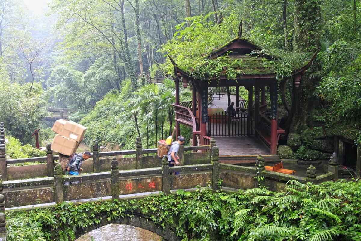 成都天府之国必去景点,盘点成都最值得去的十大打卡景点