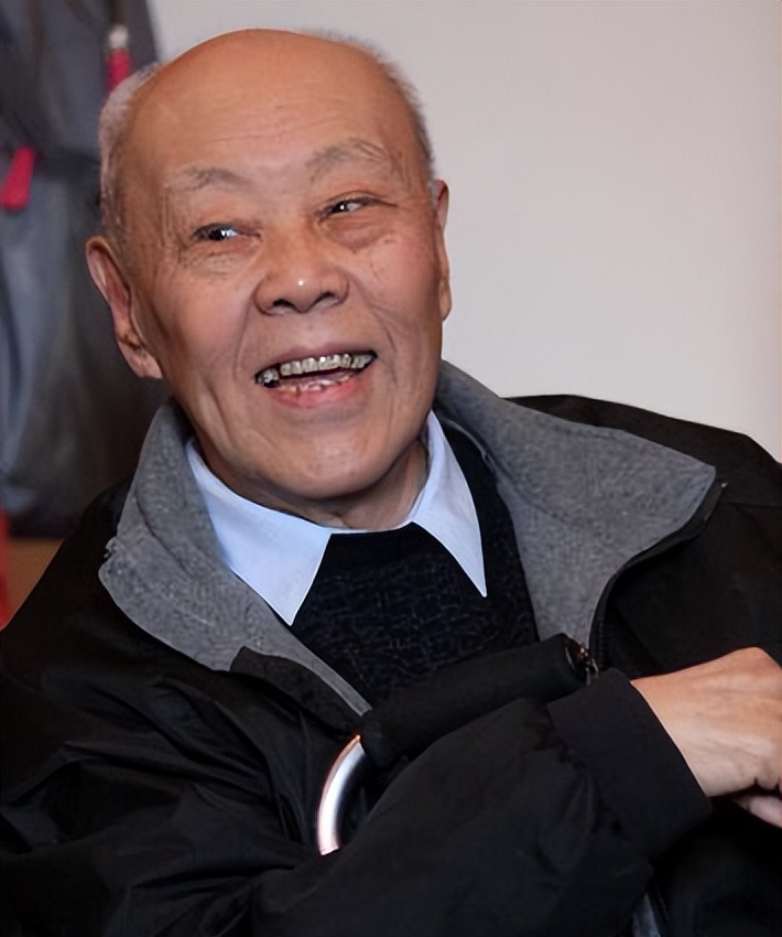 王一博运动员个人简历,王一博成长变化史