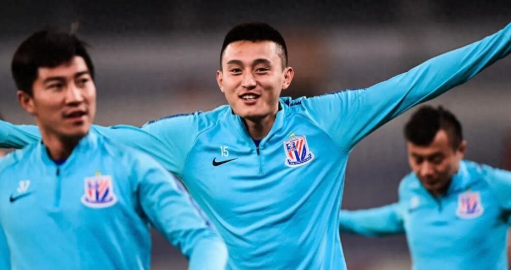 根上烂了！媒体人：中国男足至少1百人*球赌**！*家庄**已逃往海外