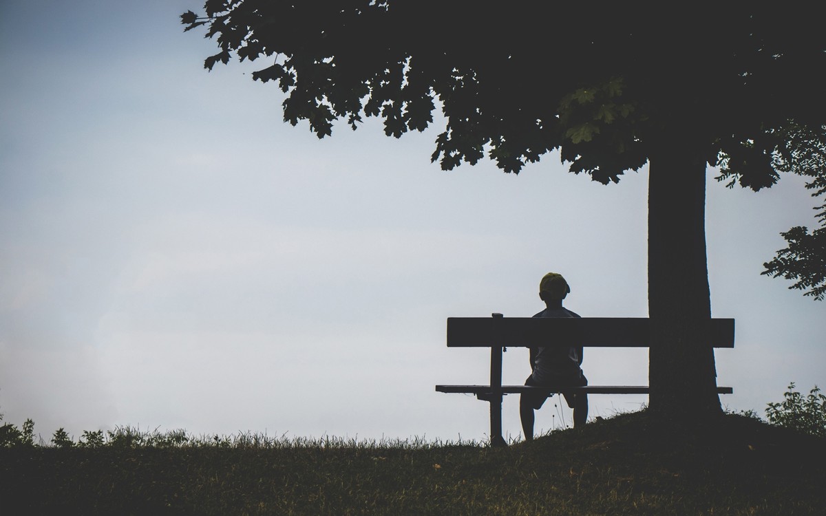 心情总是不好想不开怎么办,心情不好总想干点不是人干的事