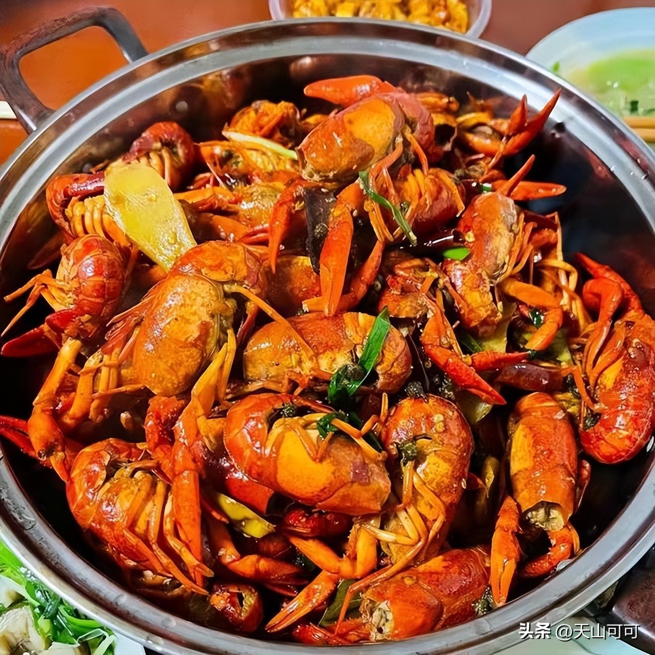 大厨蒜香小龙虾的正宗做法,湖北大厨教你做酒香小龙虾