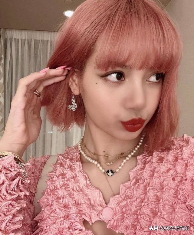 「太美了」这是韩流女偶像中最新的女性时尚潮流吗