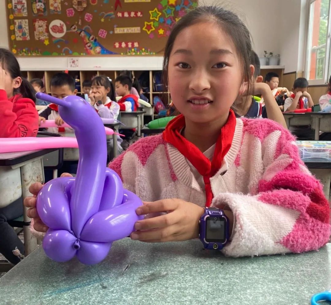 雪松路小学家长进课堂系列活动,第一实验小学开展家长进课堂