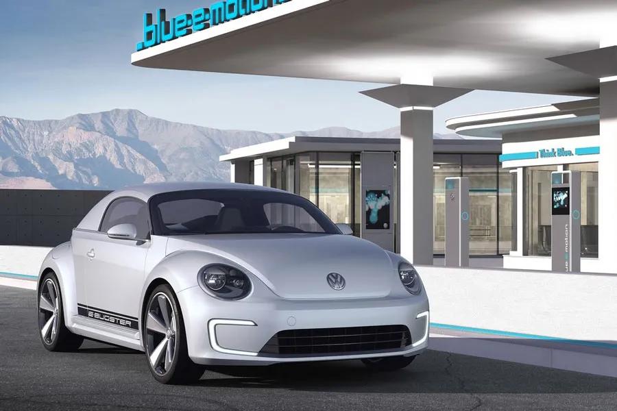 苦等10年，大众甲壳虫“披甲归来”，配敞篷/硬顶双版本，新增EV