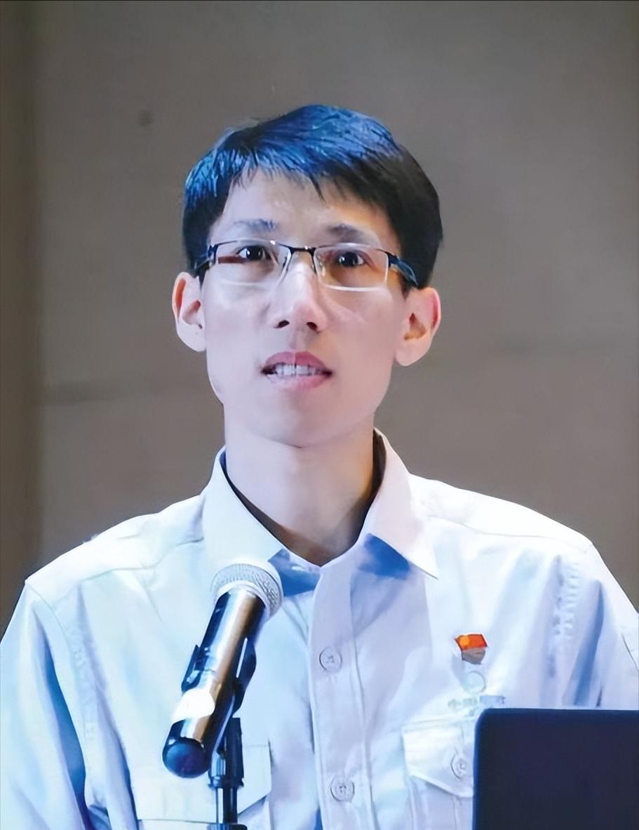 给1000万离开中国!美国开出高价，只为挖走中国一名普通技校生!