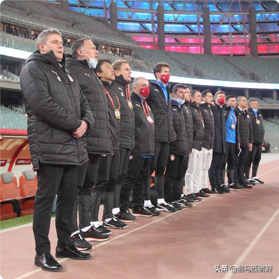 中国足球球员跟外国球员差在哪,中国足球差还是篮球差