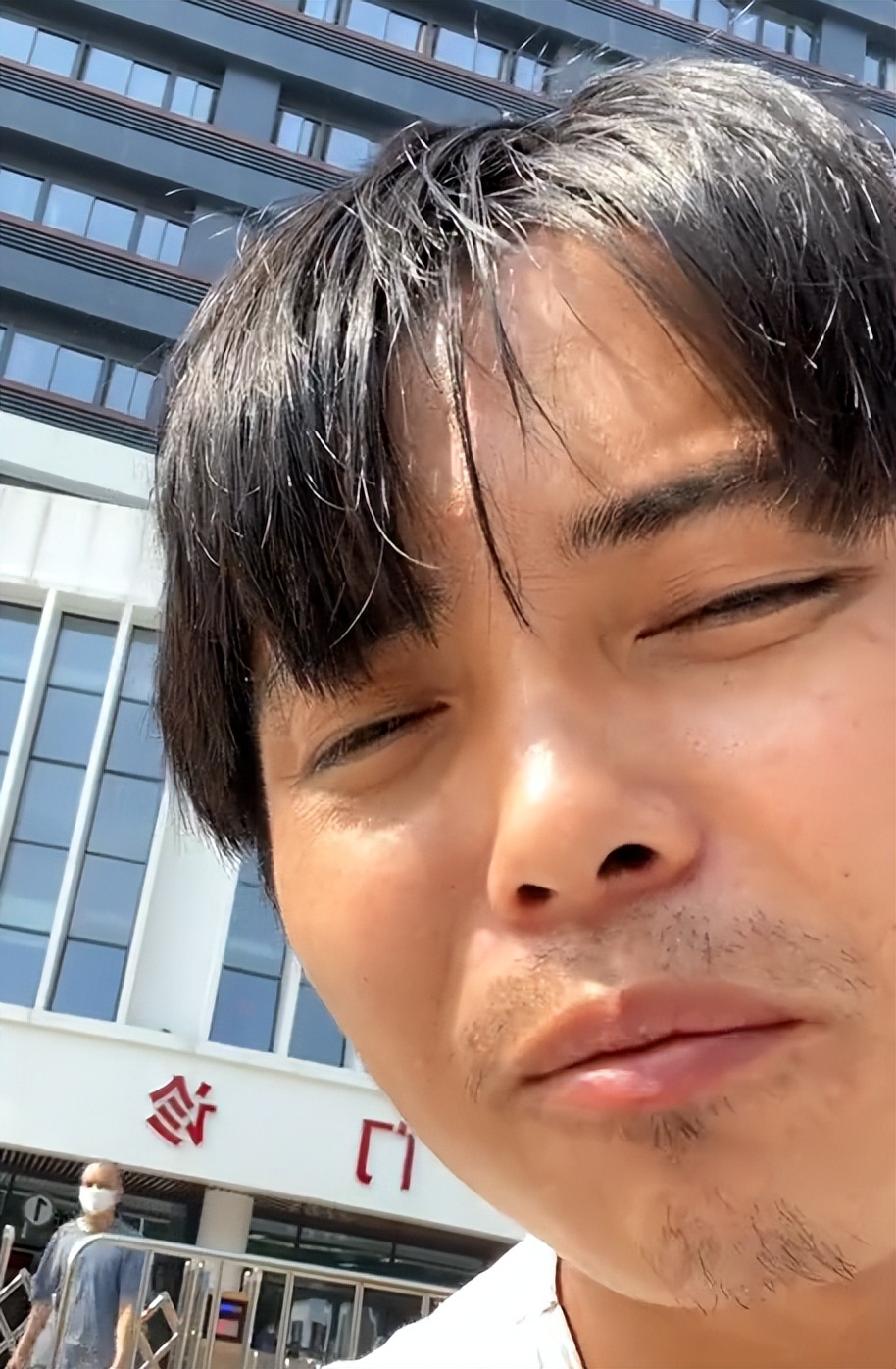 解密网红海扬逆袭背后的故事,外卖小哥海扬有抑郁症视频