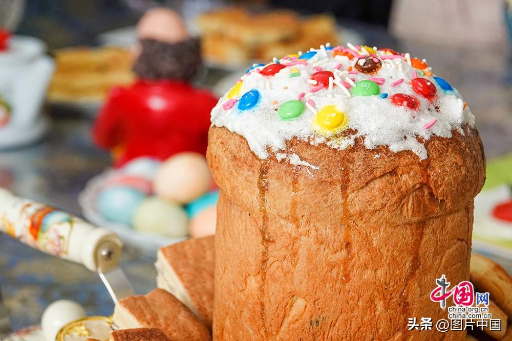 撞彩蛋、拔河、载歌载舞…中国俄罗斯族迎巴斯克节