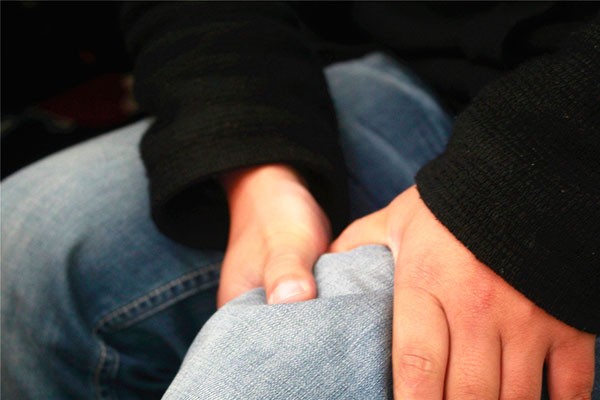 腿经常抽筋怎么回事有什么大病,腿老是抽筋是怎么回事怎么治疗