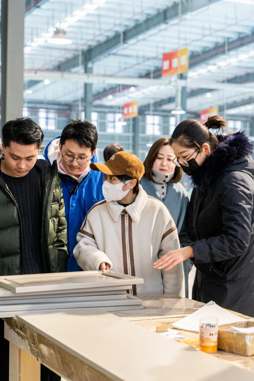 2022飞墨定制工厂全面升级！设计+施工+定制，不断完善家居模式