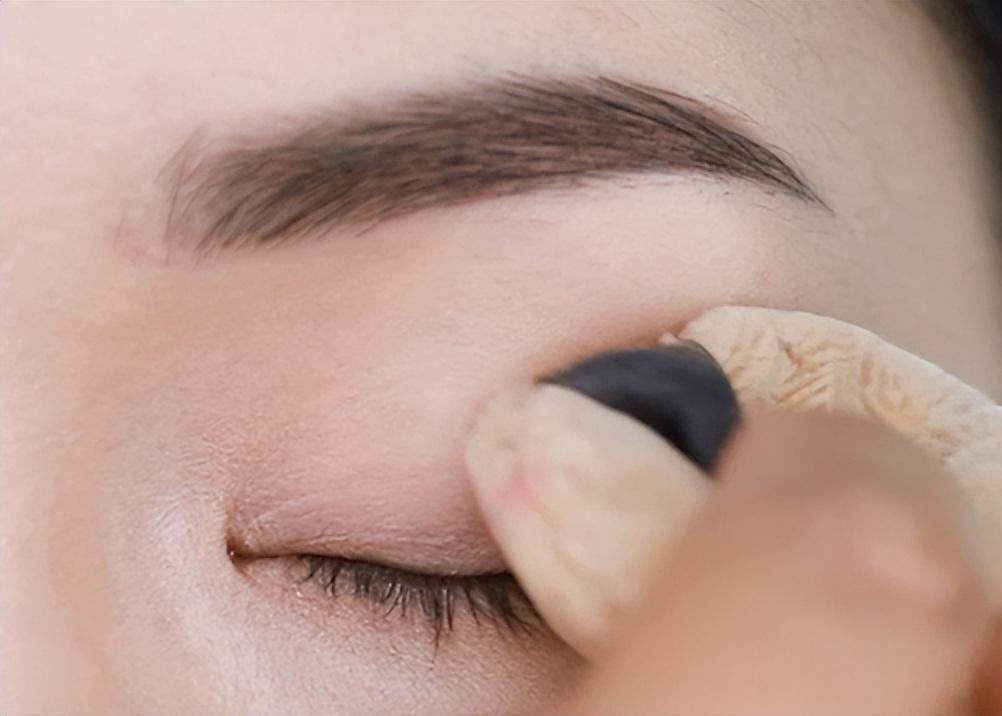 眼妆教程分享教你画好眼妆小技巧,新手日常妆容速学超详细眼妆教程