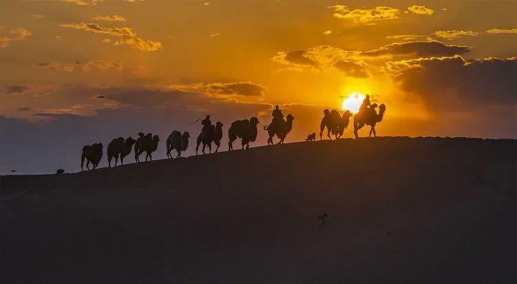 内蒙奈曼旗宝古图沙漠摄影,内蒙古古祭敖包