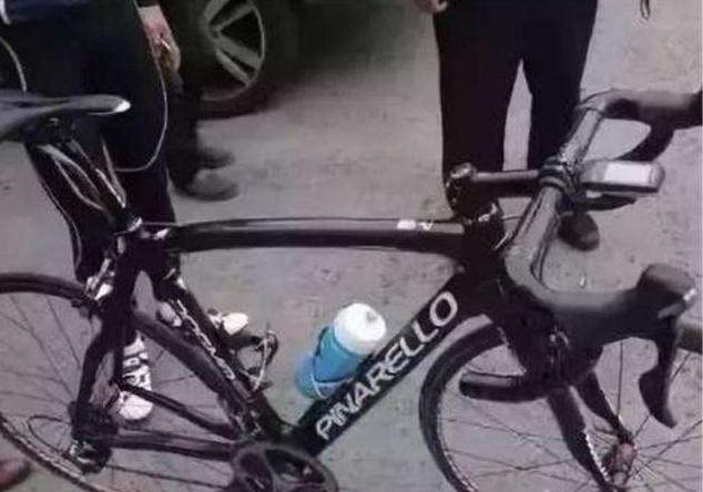 私家车走非机动车道罚多少,红绿灯路口撞到自行车谁的责任