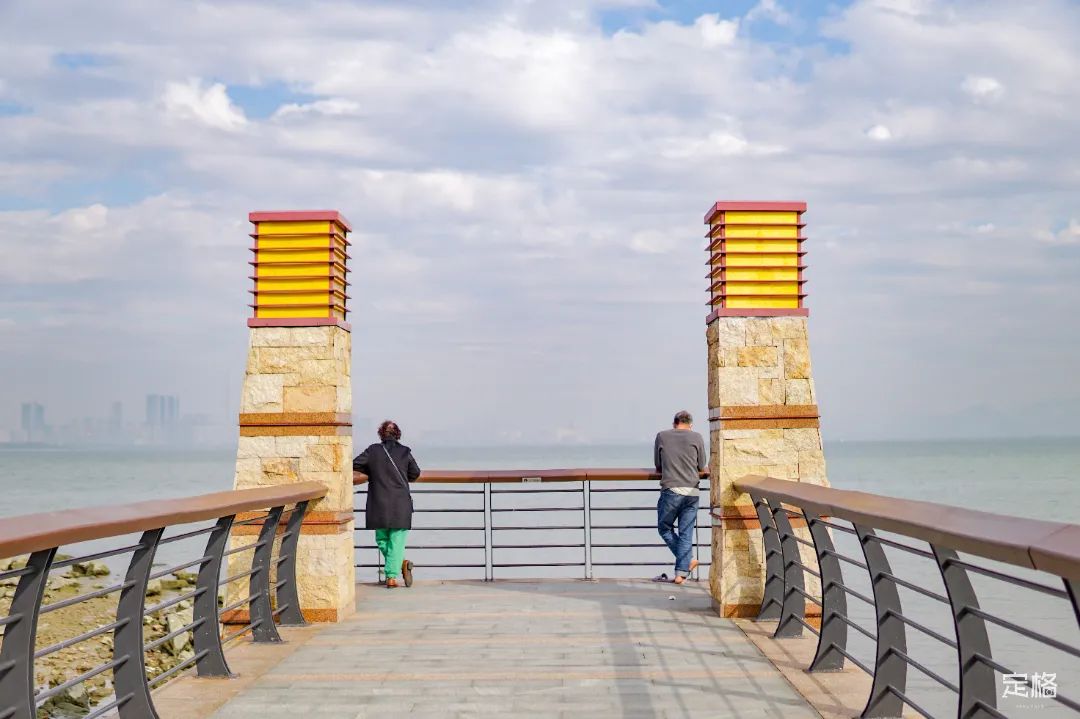 不输大小梅沙！深圳这片海太惊艳