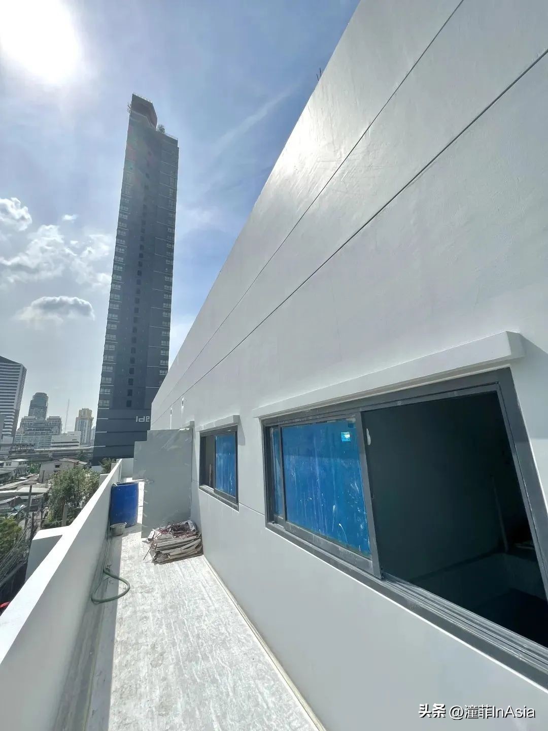 曼谷唯一外国人可直接个人名义购买的永久产权别墅，市中心地铁口